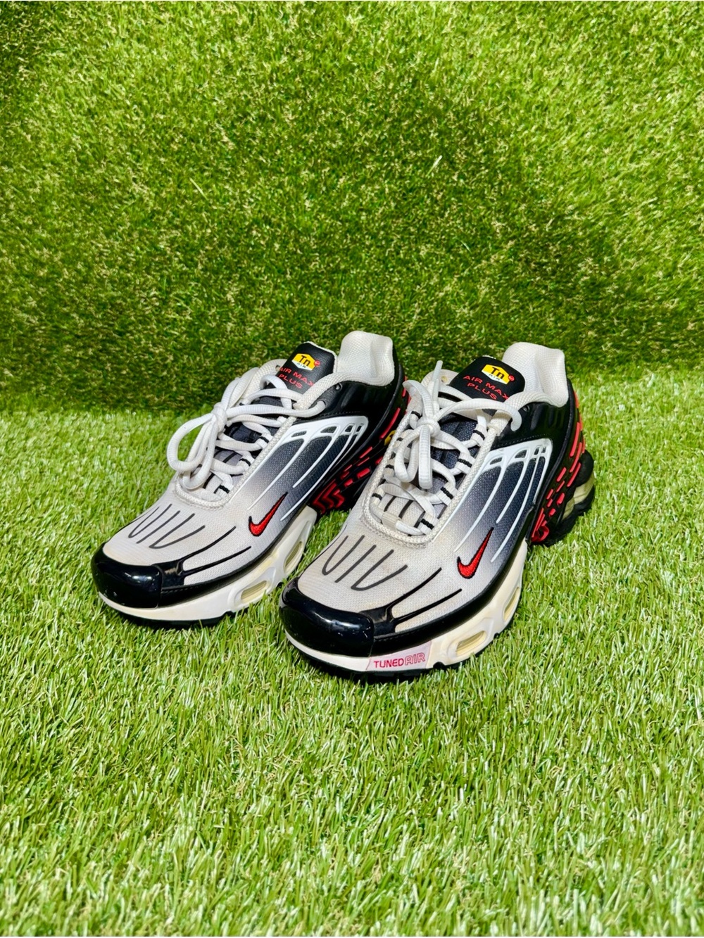 Nike Air Max Plus 3 GS Black White Red Athletic Sneakers Youth 7Y CD6871-004